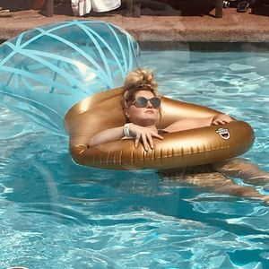 Meet your Posher, Cassie